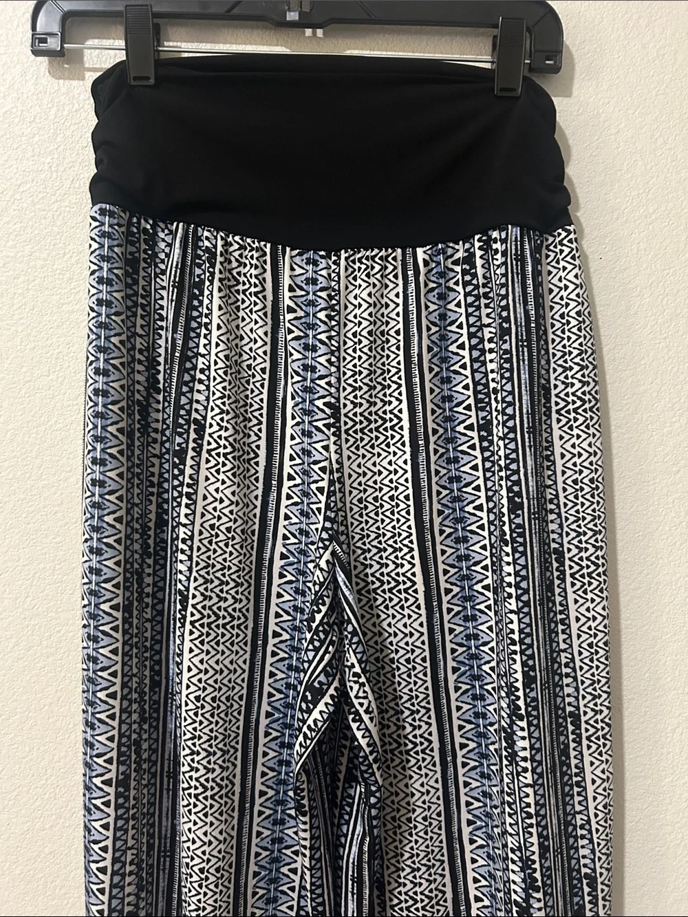Black & White Patterned Men’s Wide-Leg Pants